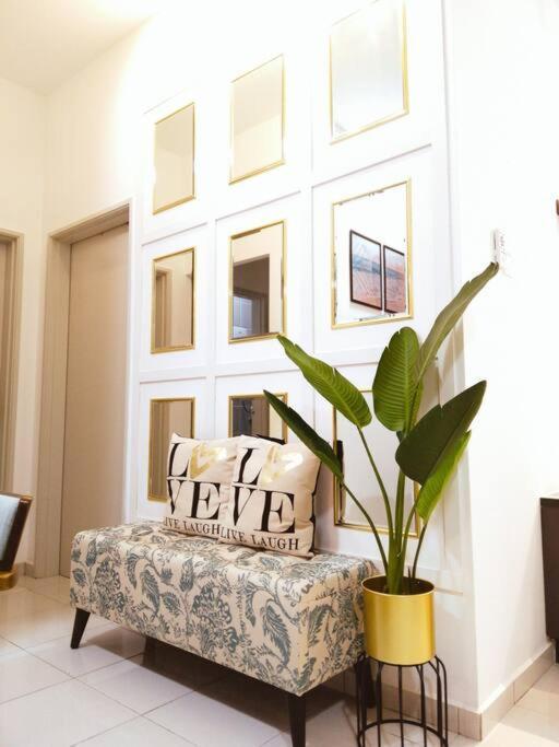 Homestay Casa Nur Iman @Adelia Kajang Dış mekan fotoğraf